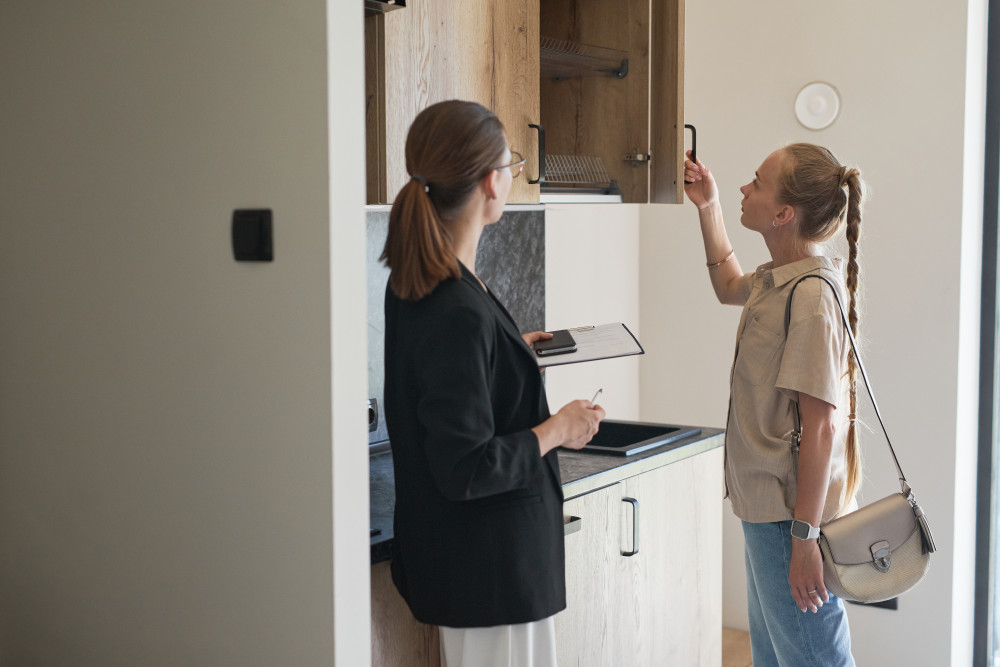 Agent immobilier : que faire face à une estimation trop basse ?